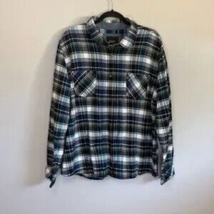 Men's Casual Plaid Button-Down Shirt - Black and White